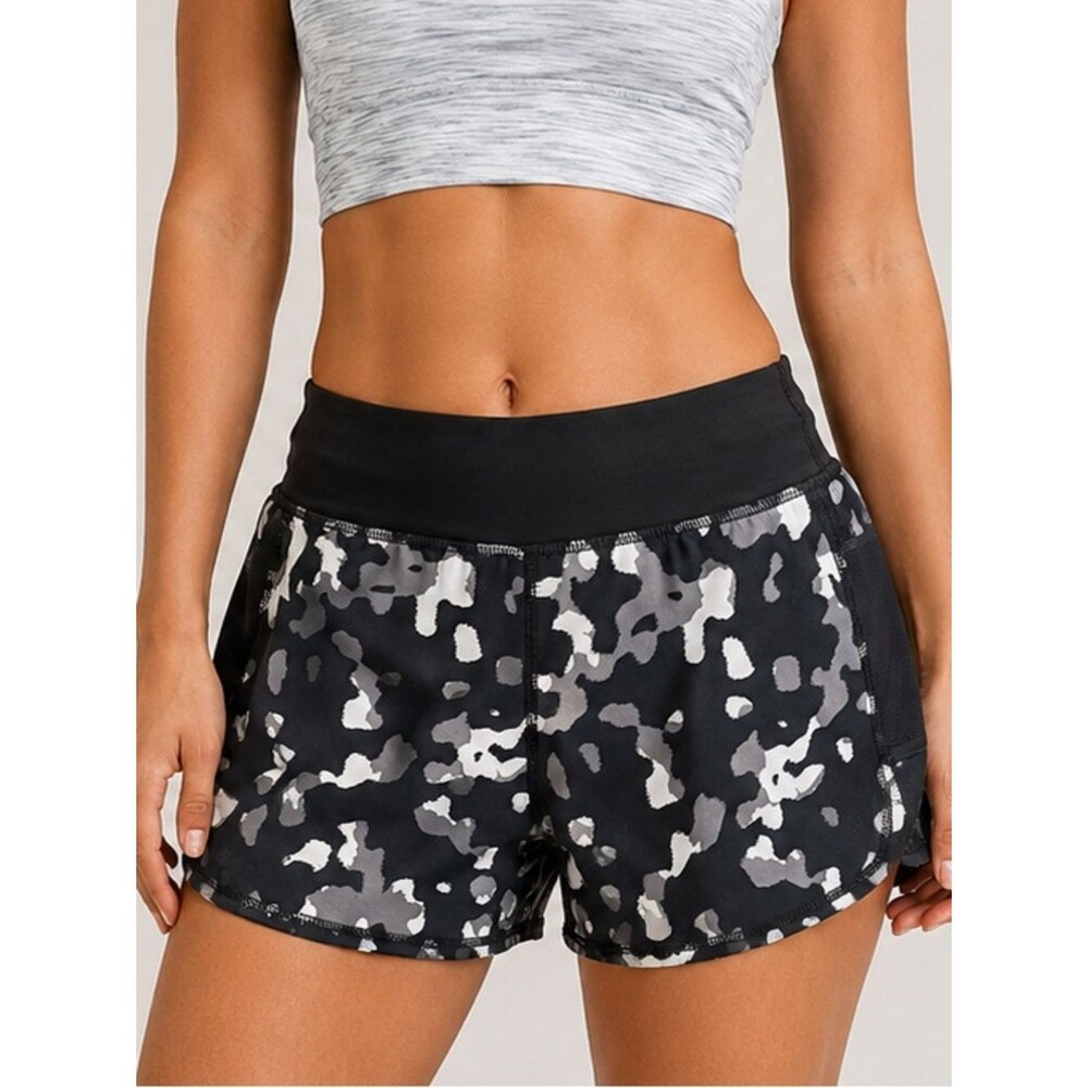 Athleta Black Gray Abstract Camo Running Shorts Size Small Zip Pocket